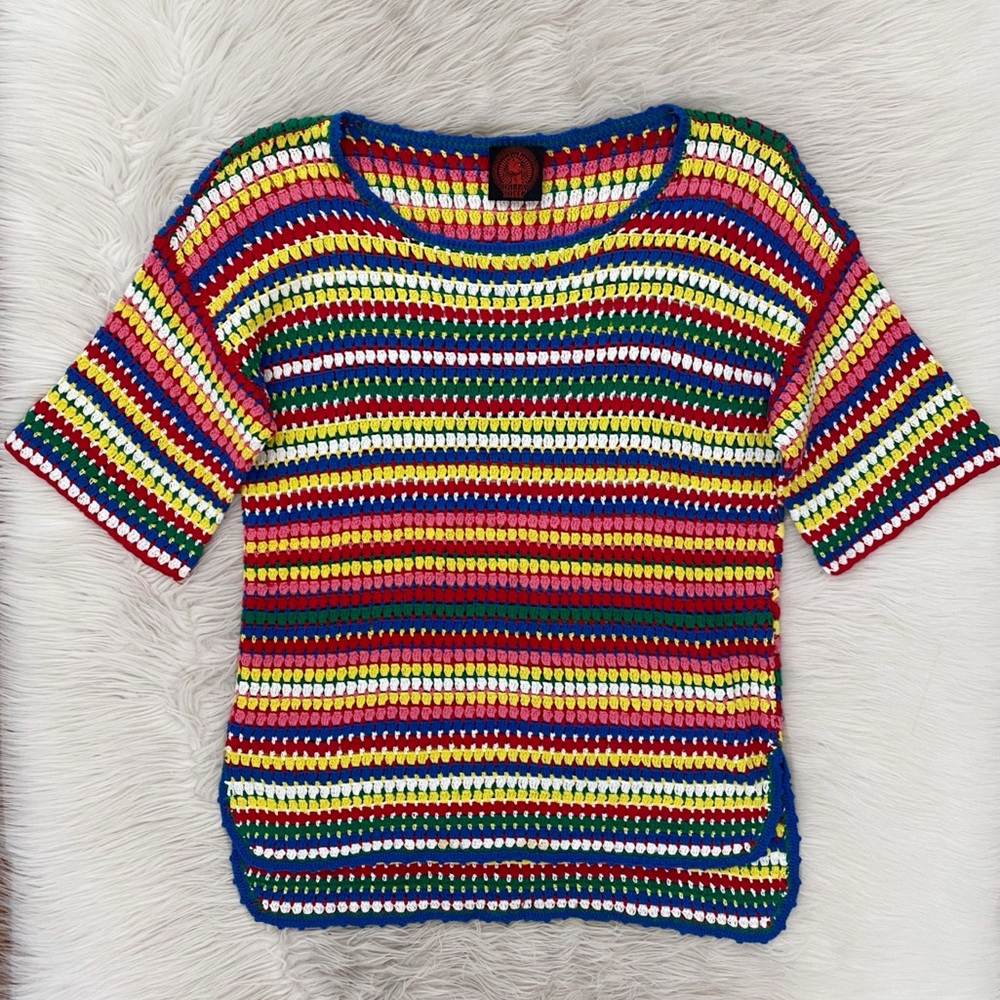 Happy Sheep Rainbow Red Blue Pink Crochet Short Sleeve Step Hem Shirt Tunic Top